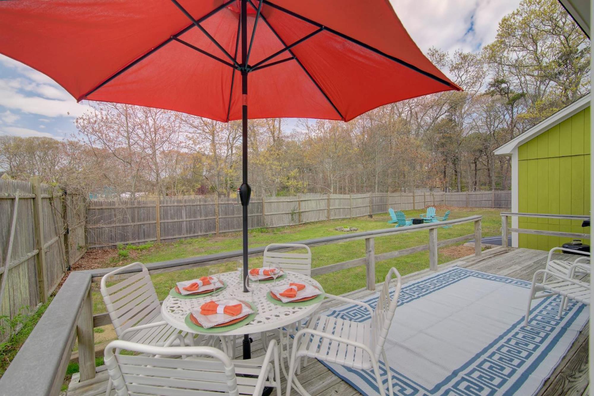 Fully Fenced Yard And Minutes To Bayside Beaches Eastham Eksteriør billede