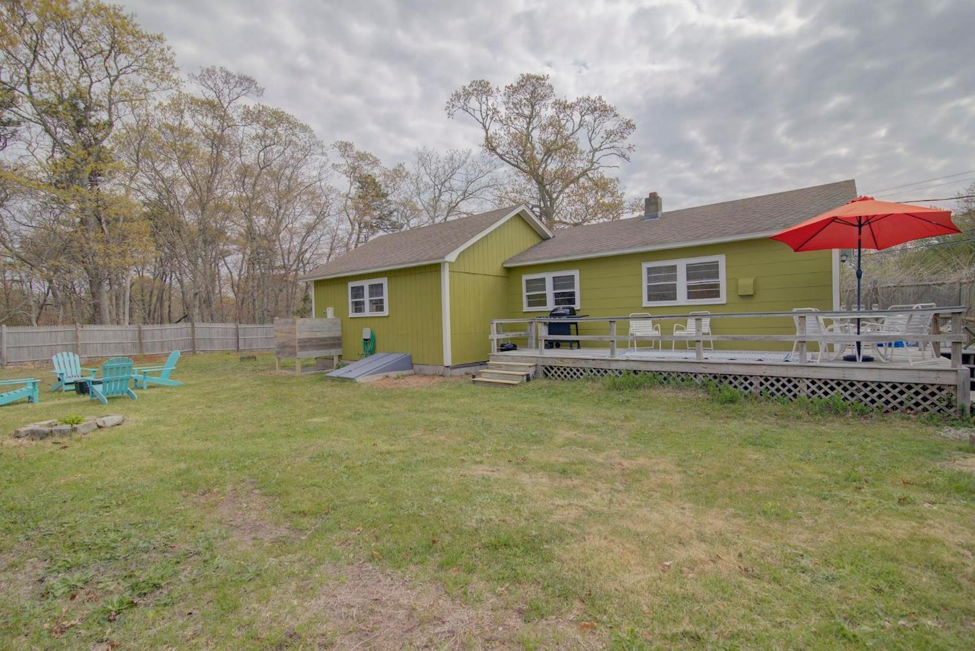 Fully Fenced Yard And Minutes To Bayside Beaches Eastham Eksteriør billede